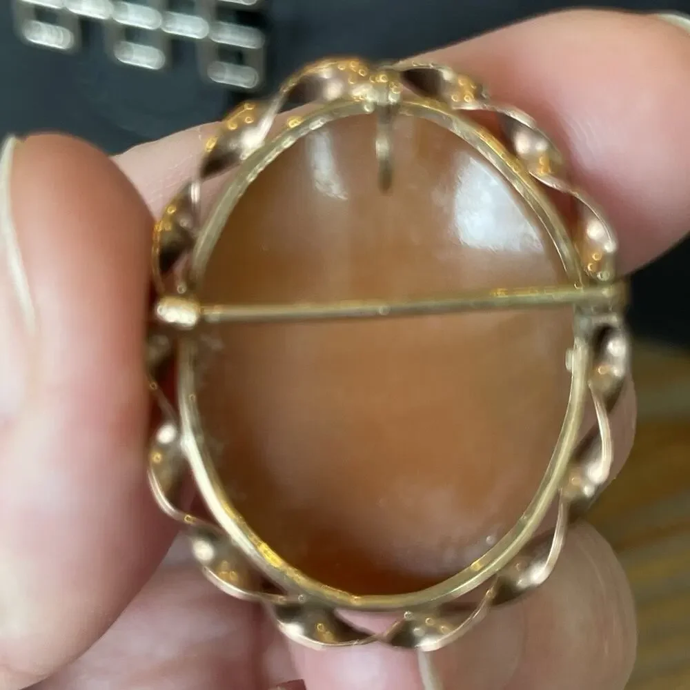 Antique 20's/30's 10k Rose Gold Bezel Set Carved Shell Cameo Brooch Pendant 6g